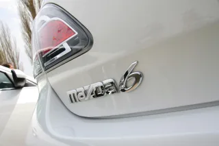 Тест-драйв Mazda6 new: мейк-ап і «автомат»