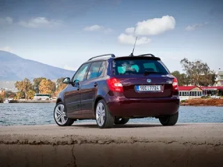 Режим очікування. Знайомимося з оновленими моделями Skoda Fabia та Skoda Roomster