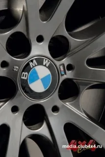 Гоночні кросовери BMW X5 M та X6 M