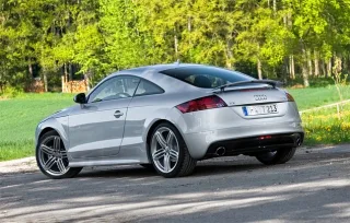 Оновлені Audi Q7 та TT.