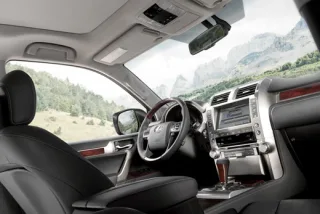 Щоб виправдати існування Lexus GX460, потрібно...