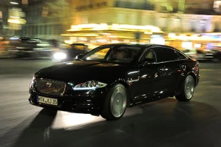 Jaguar XJ New: Jaguar-r-r!