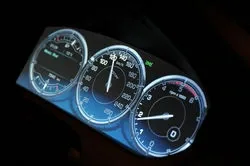 Jaguar XJ New: Jaguar-r-r!