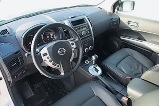 KIA Sorento vs Nissan X-Trail. To each their own