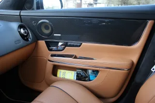 Jaguar XJ New: Jaguar-r-r!