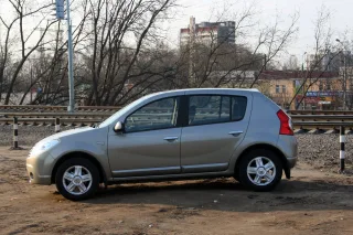 Тест-драйв Renault Sandero: Логан+дизайн
