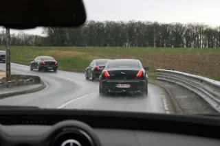 Jaguar XJ New: Jaguar-r-r!
