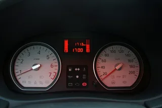 Тест-драйв Renault Sandero: Логан+дизайн