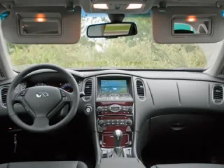 В городе IN. Обкатываем Infiniti G37 Cabrio, EX37 и G25 за день
