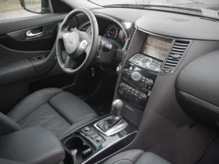 В городе IN. Обкатываем Infiniti G37 Cabrio, EX37 и G25 за день