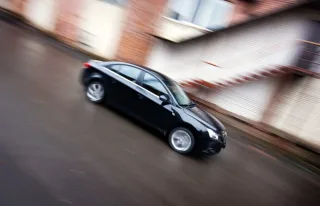 Kia Cerato і Chevrolet Cruze.