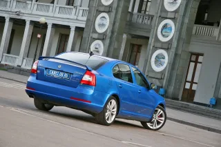 Тест-драйв Skoda Octavia RS: практичный спорт