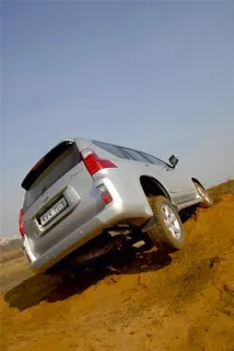 Choosing between Land Rover Discovery IV and Lexus GX460
