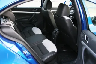 Тест-драйв Skoda Octavia RS: практичный спорт