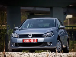 Молекулярна хімія. Порівнюємо хетчі Renault Megane, Mazda3 та Volkswagen Golf