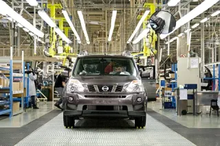 A hundred steps ahead. We found out where the all-wheel-drive Nissan Teana is found