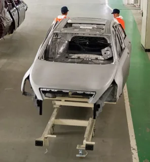 A hundred steps ahead. We found out where the all-wheel-drive Nissan Teana is found