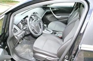 Opel Astra 2010
