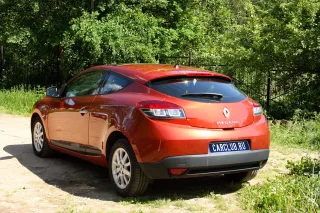 Тест-драйв Renault Megane Coupe: Красота и жертвы