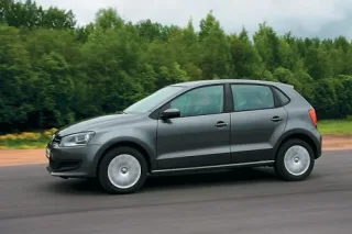 Citroen C3 и VW Polo. Сыграем в петанк?
