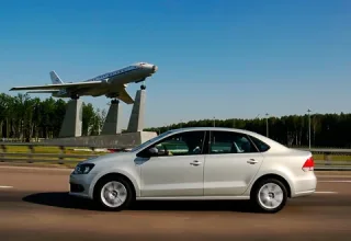 Facing the people. Continuing our acquaintance with the budget sedan Volkswagen Polo