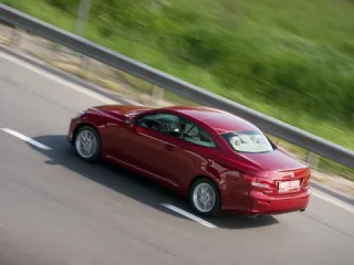 Idler. Trying not to catch a cold in the Lexus IS 250C convertible