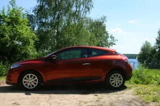 Тест-драйв Renault Megane Coupe: Красота и жертвы