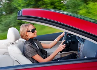 Idler. Trying not to catch a cold in the Lexus IS 250C convertible