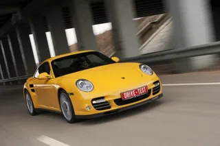 Organic. Trying the natural product Porsche 911 Turbo and Turbo S instead of GMO