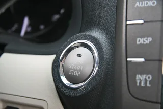 Test drive Lexus IS250C: Sun-weary