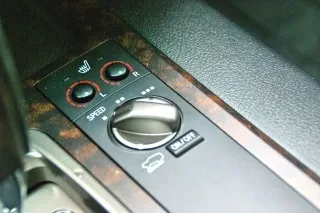 Toyota LC200