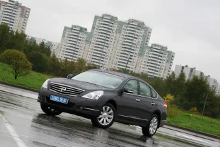 Тест-драйв Nissan Teana Four: бізнес за МКАДом