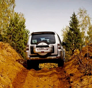Joker. Assessing the power of the Mitsubishi Pajero 3.0 SUV