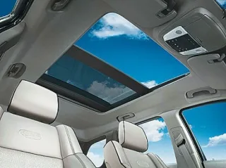 Jeep Grand Cherokee. Indians and cowboys