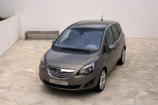 Тест-драйв Opel Meriva: Распашонка