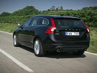 Безгосподарник. Змінюємо уявлення про вольводрайв разом з Volvo V60