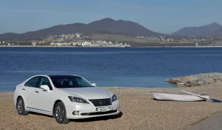 Тест-драйв Lexus ES 350: Хороша погода