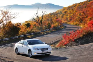 Тест-драйв Lexus ES 350: Хороша погода