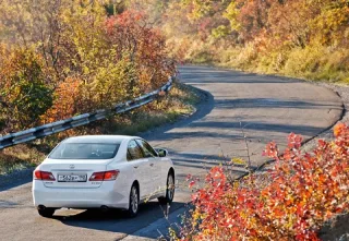 Wrong button? Reflecting on the place of the Lexus ES 350 sedan in life