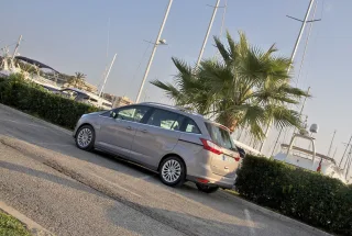 Тест-драйв Ford Grand C-MAX: Крестная семья
