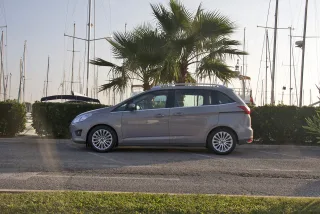 Тест-драйв Ford Grand C-MAX: Крестная семья