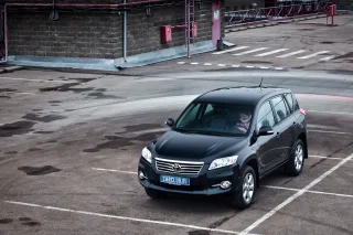 KIA Sportage vs Toyota RAV4: Час змін