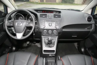 Test drive Mazda5: stylish family man