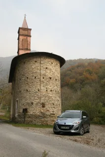 Test drive Mazda5: stylish family man