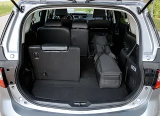 Test drive Mazda5: stylish family man