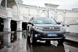 Тест-драйв Toyota Highlander: Безкарність