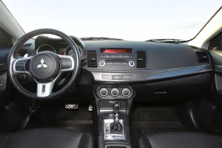 Test drive Mitsubishi Lancer Ralliart: "Evo" for the people