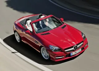 Sportlichkeit. Determining the gender of the Mercedes-Benz SLK roadster