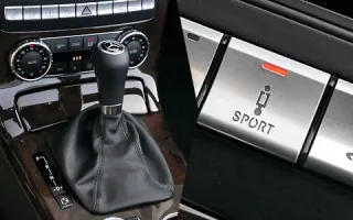 Sportlichkeit. Determining the gender of the Mercedes-Benz SLK roadster