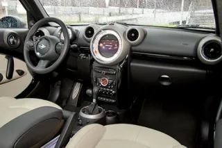 Mini-Пух. Копаемся в опилках кроссовера Mini Cooper S Countryman